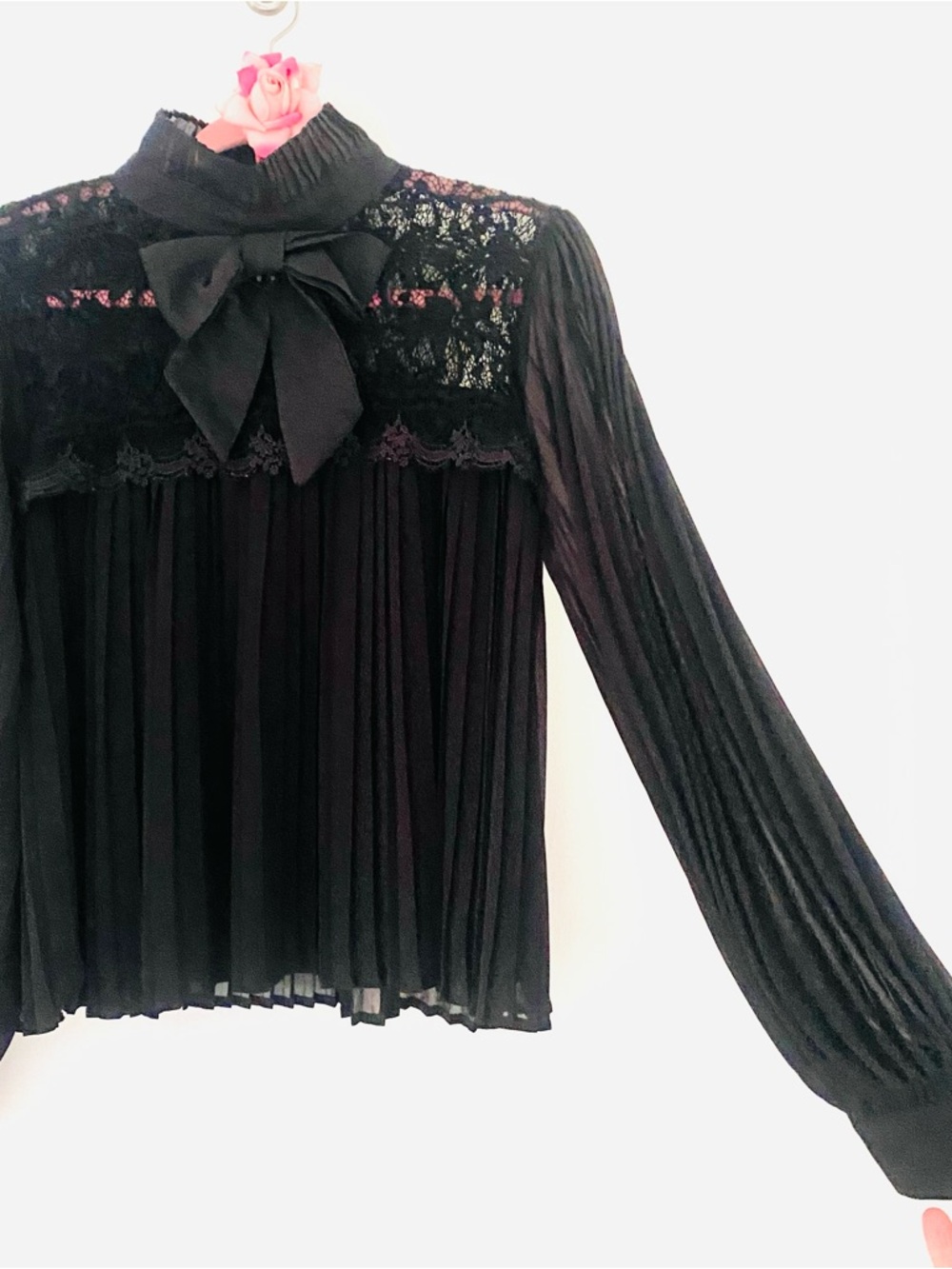 💕Pretty Black Lace High Neck Bow Detail Blouse Top SZ M